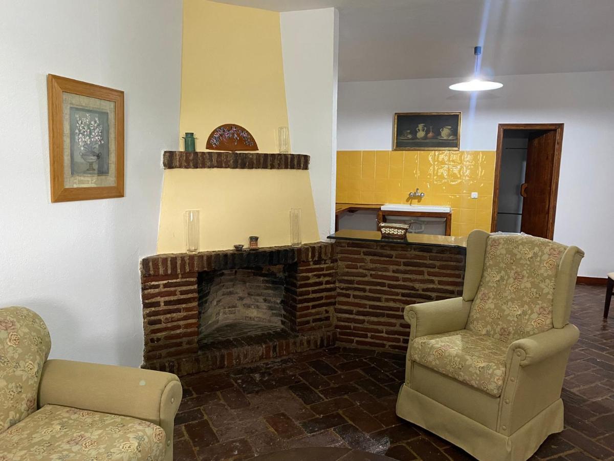 Casas Rurales Monasterio De Rocamador Almendral Екстер'єр фото