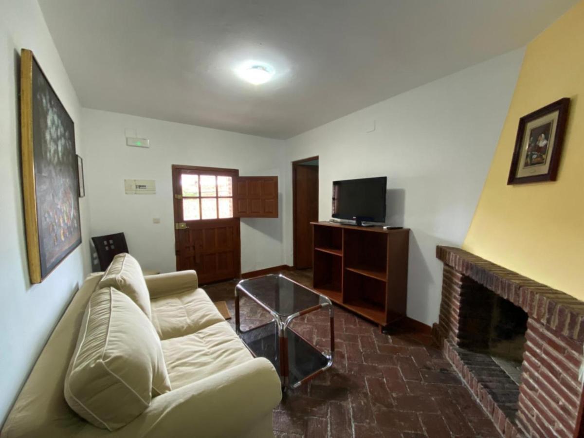 Casas Rurales Monasterio De Rocamador Almendral Екстер'єр фото